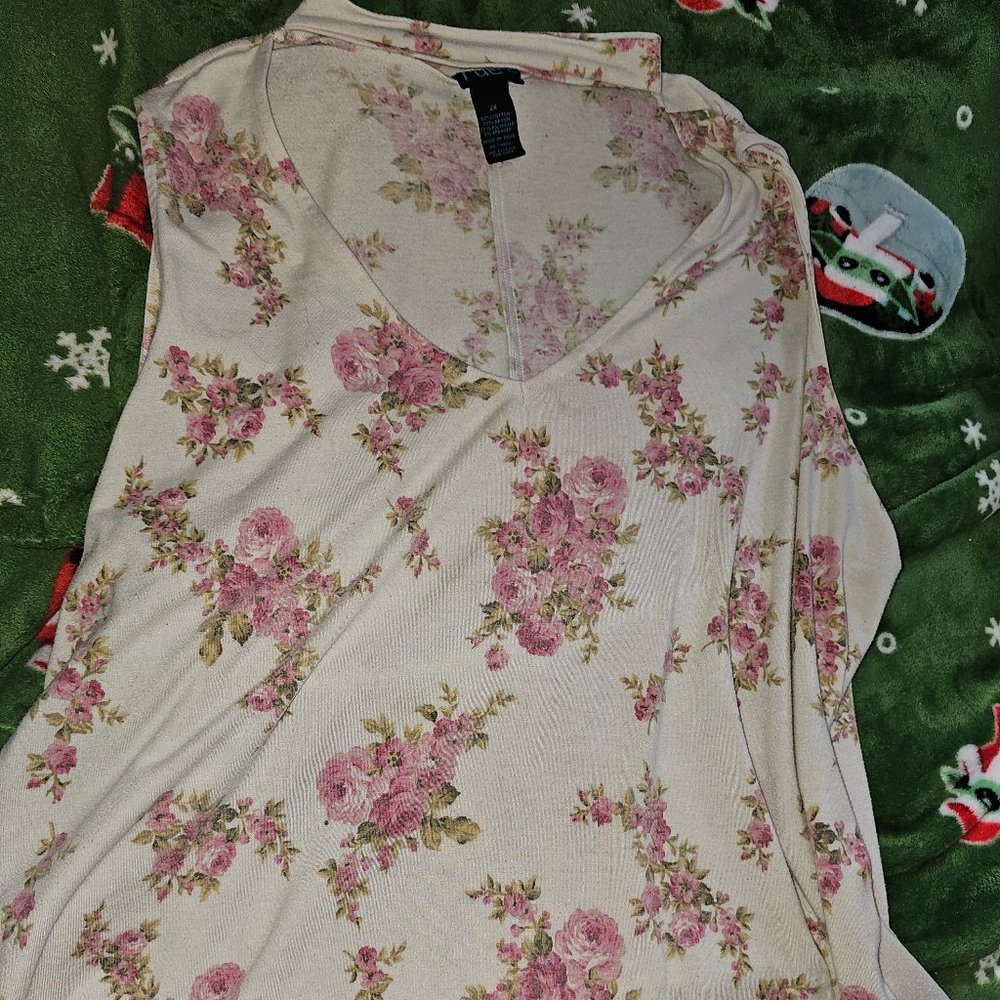 Rue21 open chest floral roses blouse 2xl